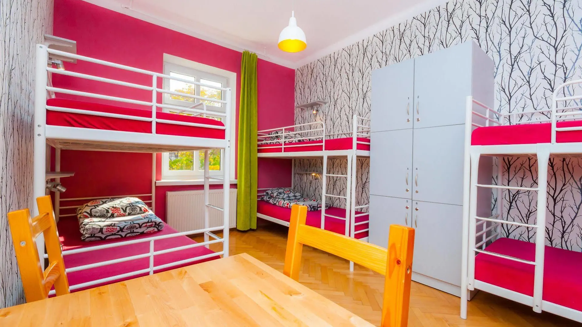 Atlantis Hostel Kraków 0*,  Polen
