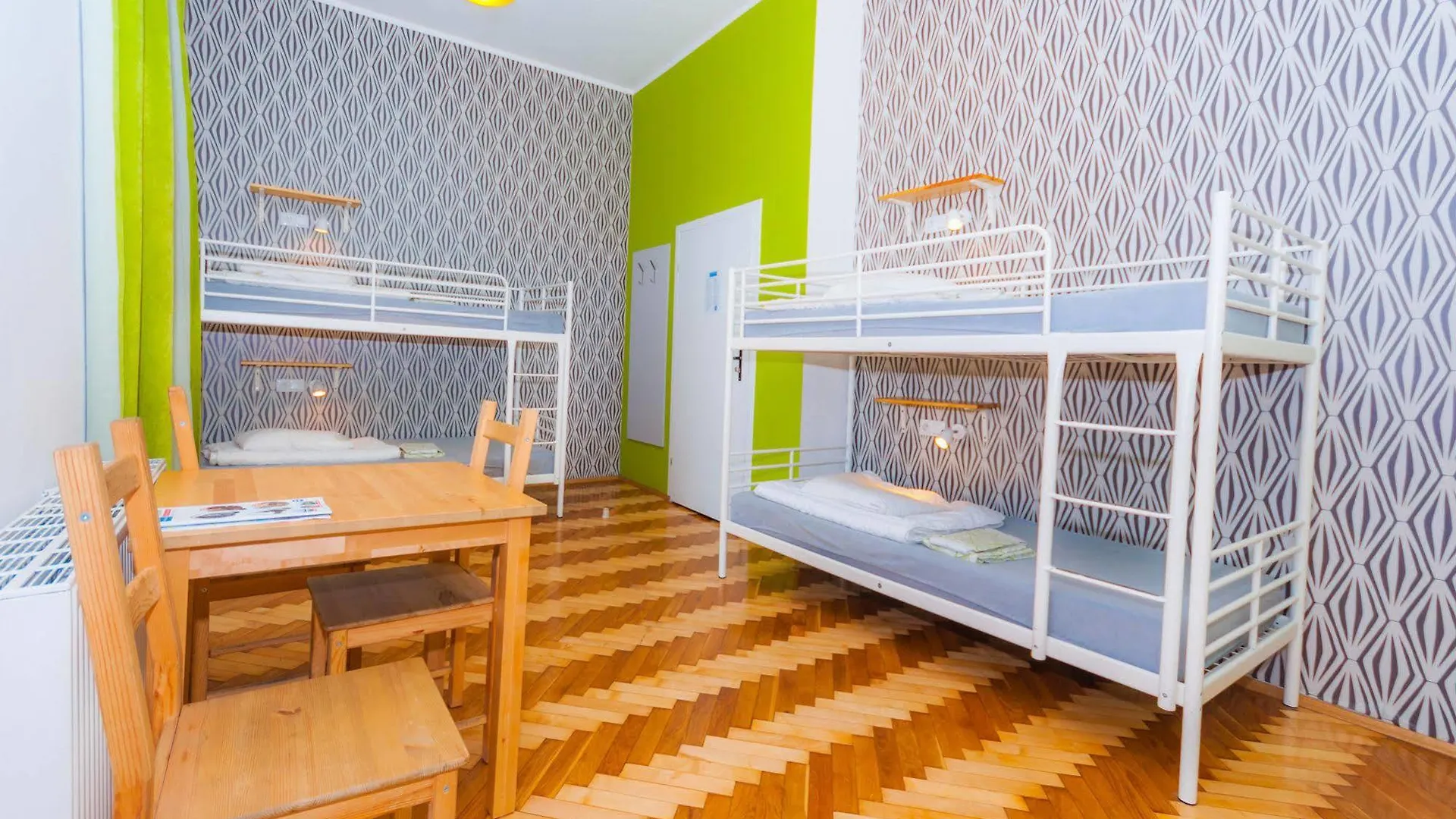 Atlantis Hostel Kraków Polen