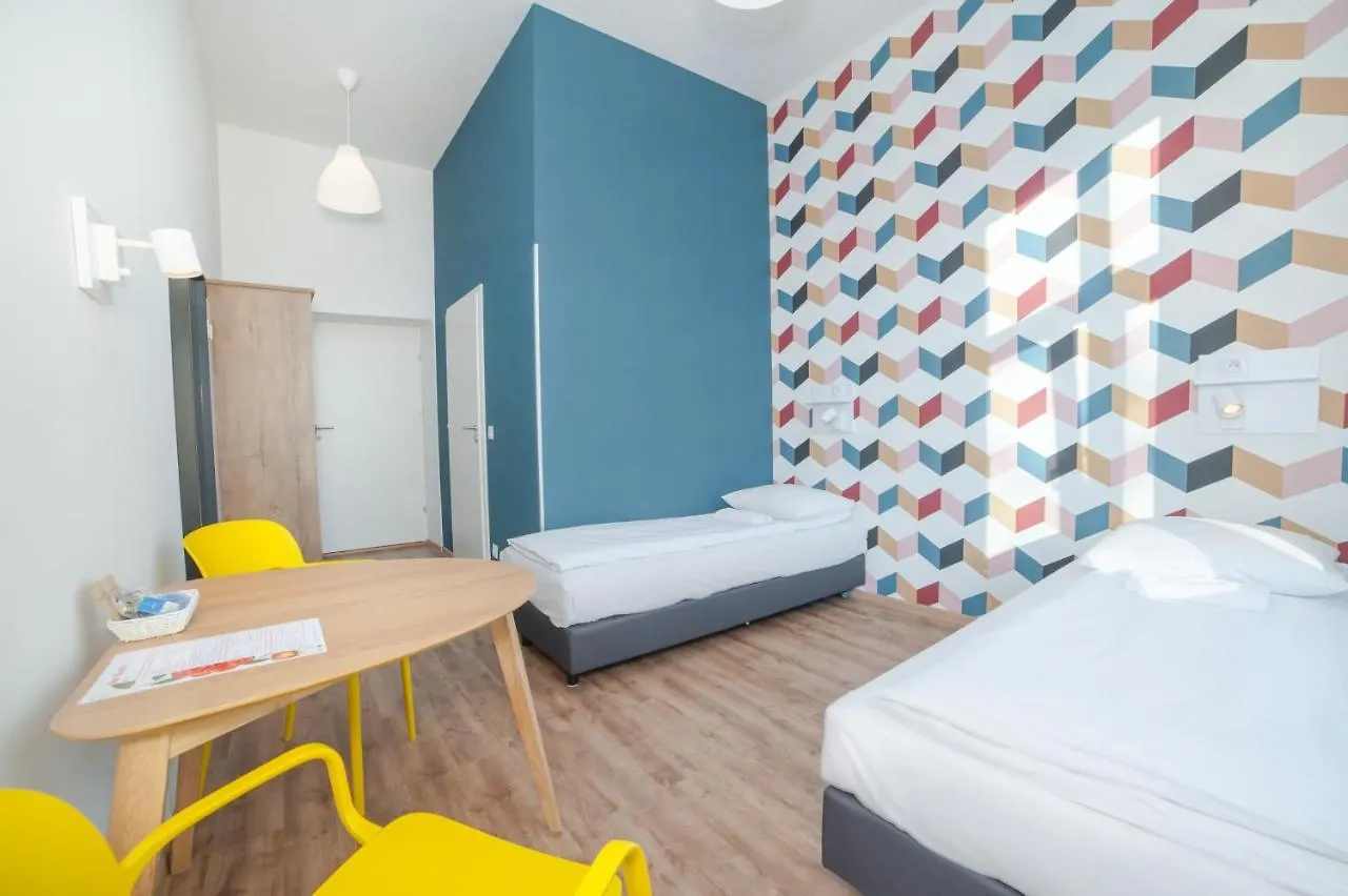 Atlantis Hostel Kraków 0*,  Polen
